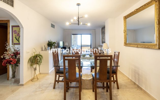 Wiederverkauf - Wohnung - Estepona  - Selwo