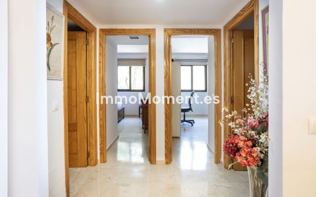 Wiederverkauf - Wohnung - Estepona  - Selwo