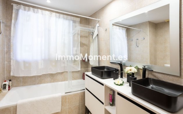 Wiederverkauf - Wohnung - Estepona  - Selwo