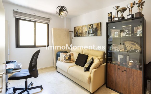 Wiederverkauf - Wohnung - Estepona  - Selwo