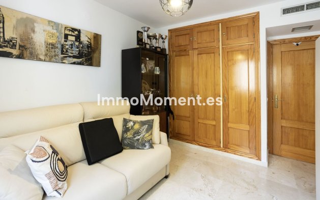 Wiederverkauf - Wohnung - Estepona  - Selwo