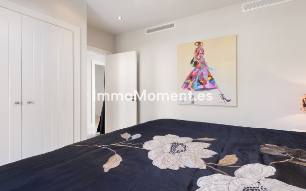 Resale - Apartment - Casares - Doña Julia