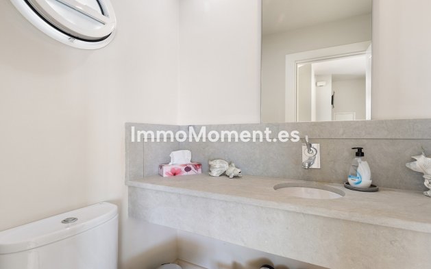 Resale - Apartment - Casares - Doña Julia