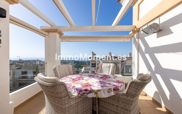Resale - Apartment - Casares - Doña Julia