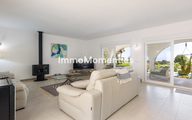 Resale - Detached villa - Manilva