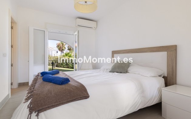 Resale - Detached villa - Manilva