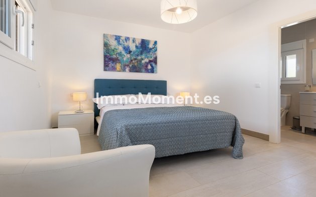Resale - Detached villa - Manilva