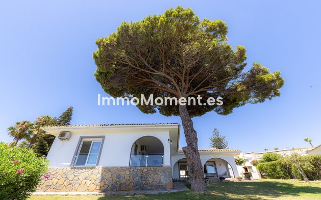Resale - Detached villa - Manilva