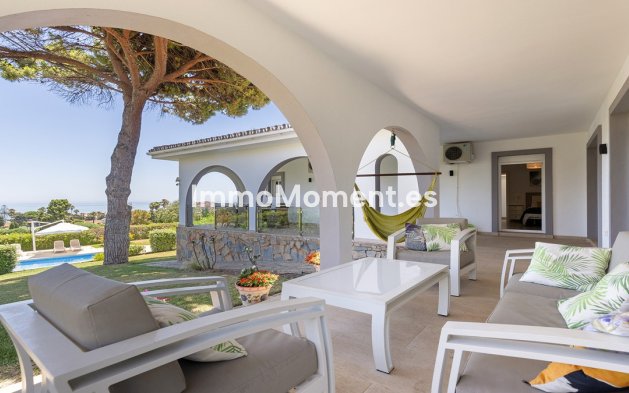 Resale - Detached villa - Manilva