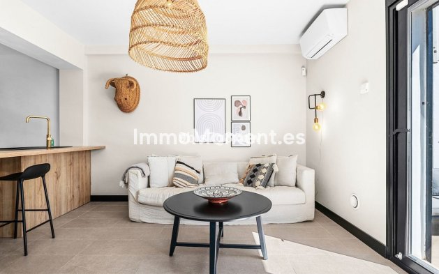 Revente - Appartement - Marbella - Nueva Andalucía