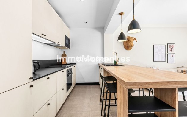 Revente - Appartement - Marbella - Nueva Andalucía