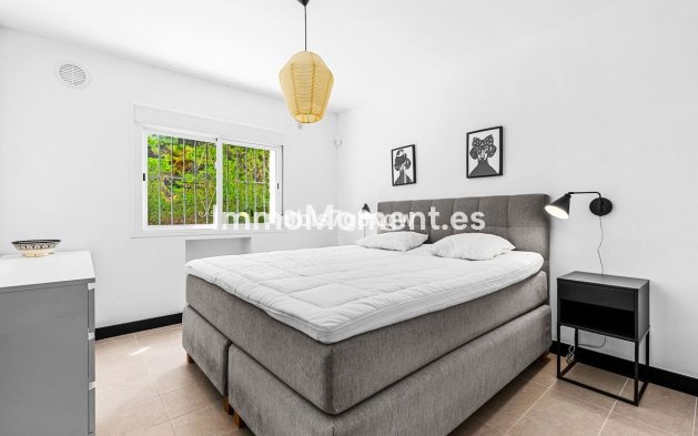 Revente - Appartement - Marbella - Nueva Andalucía