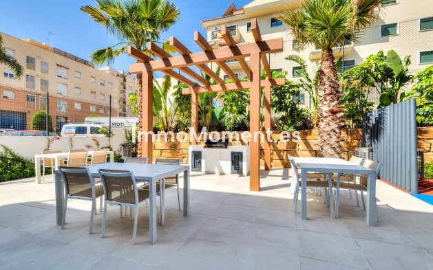 Revente - Appartement - Estepona  - Estepona Centro