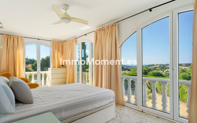 Wiederverkauf - Freistehende Villa - Estepona  - Estepona Centro