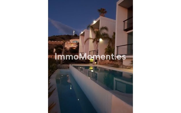 Revente - Villa individuelle - Benidorm - Benidorm Centro