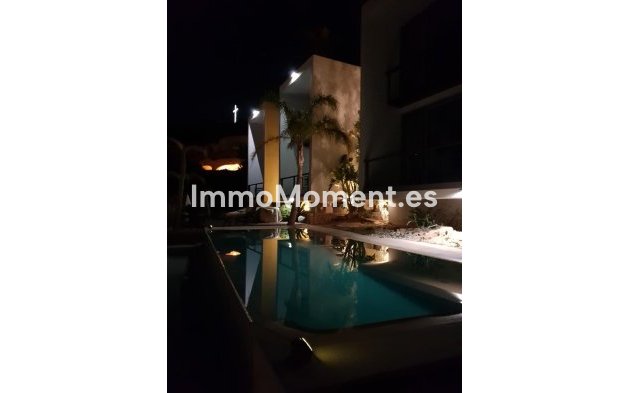 Revente - Villa individuelle - Benidorm - Benidorm Centro