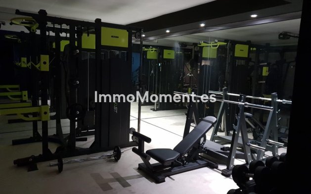 Revente - Villa individuelle - Benidorm - Benidorm Centro