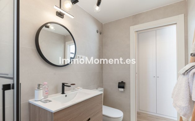 Revente - Appartement - Marbella - Nueva Andalucía