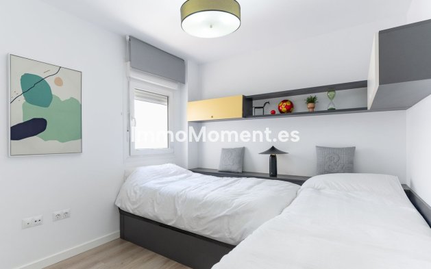 Revente - Appartement - Marbella - Nueva Andalucía