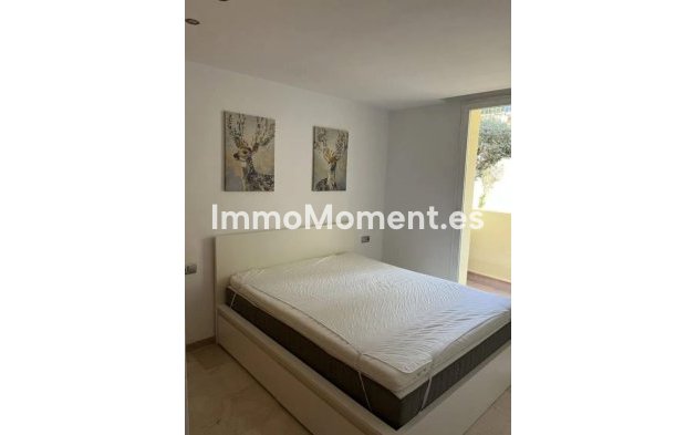 Resale - Apartment - Benahavís - Benahavís Centro