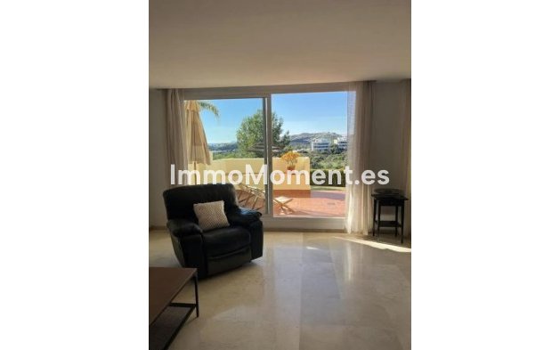 Resale - Apartment - Benahavís - Benahavís Centro