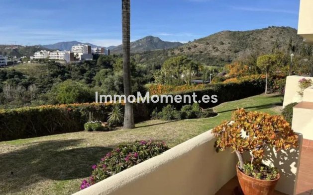 Resale - Apartment - Benahavís - Benahavís Centro