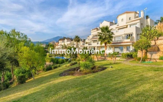 Resale - Apartment - Benahavís - Benahavís Centro