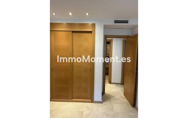 Resale - Apartment - Benahavís - Benahavís Centro