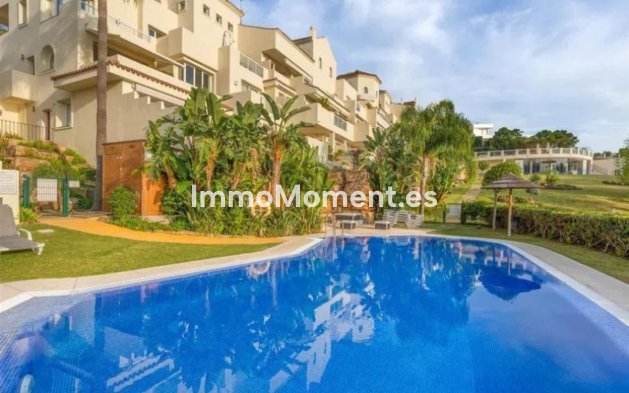 Resale - Apartment - Benahavís - Benahavís Centro