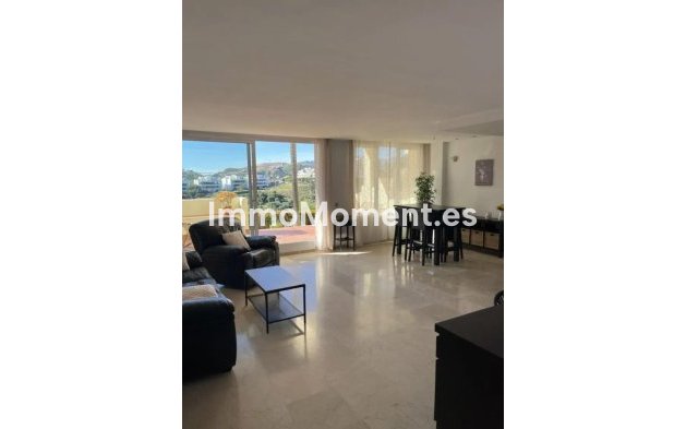 Resale - Apartment - Benahavís - Benahavís Centro