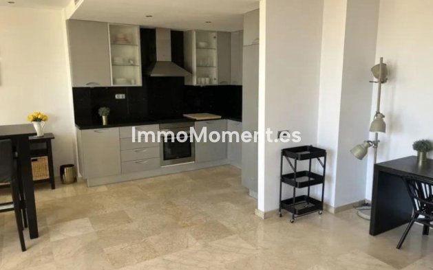 Resale - Apartment - Benahavís - Benahavís Centro