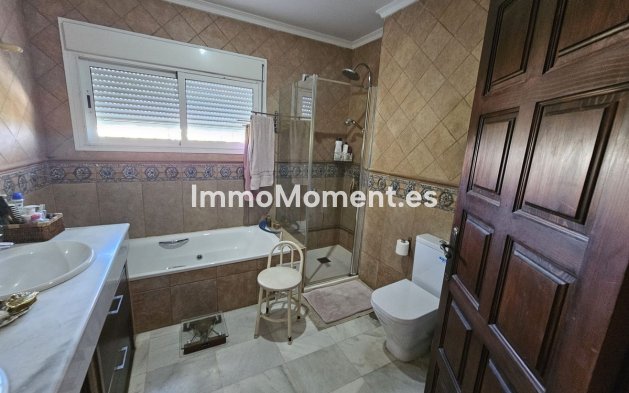 Bestaande woning - Vrijstaande villa - Marbella - Nueva Andalucía