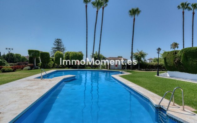 Wiederverkauf - Reihenhaus - Estepona  - Bel Air