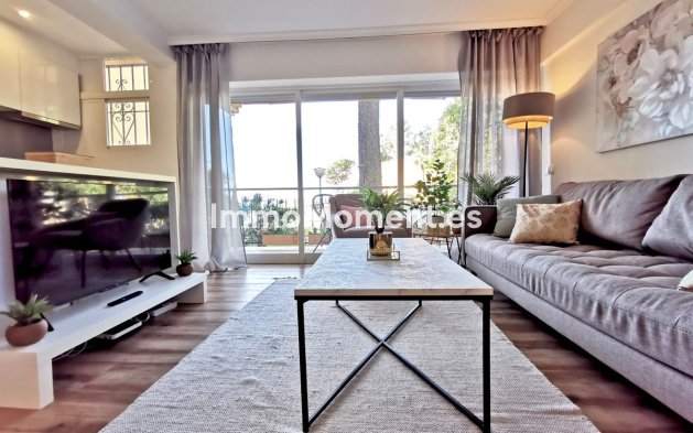 Wiederverkauf - Wohnung - Estepona  - Estepona Centro
