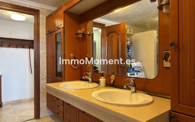 Resale - Apartment - Fuengirola - Fuengirola Centro