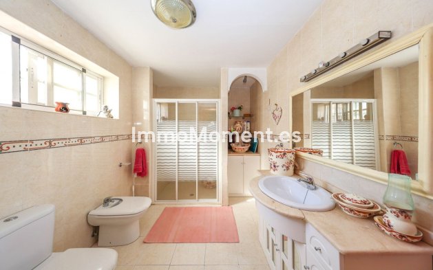 Revente - Villa individuelle - Intérieur                       - Guaro