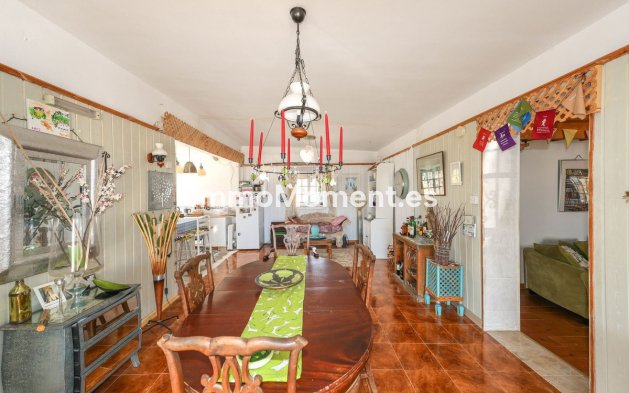 Revente - Villa individuelle - Intérieur                       - Guaro