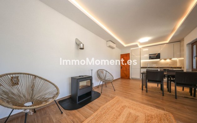 Bestaande woning - Vrijstaande villa - Binnenland  - Guaro