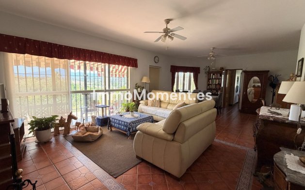 Reventa - Casa de campo - Interior  - Alhaurín el Grande Centro