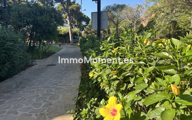 Wiederverkauf - Wohnung - Estepona  - El Presidente