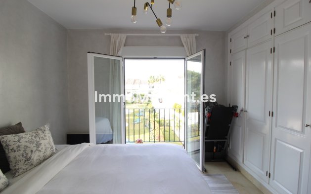 Wiederverkauf - Wohnung - Estepona  - El Presidente