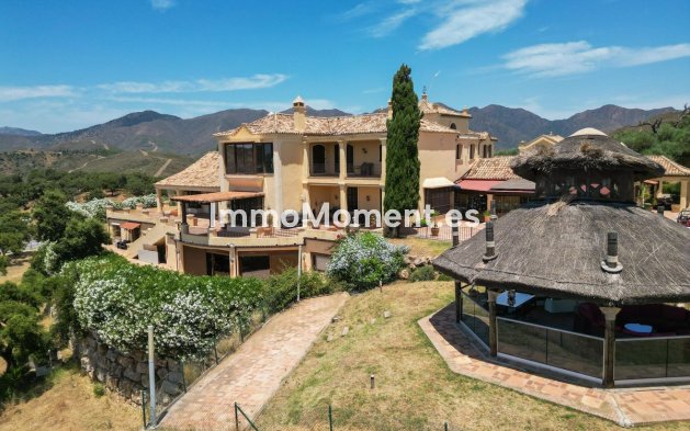 Bestaande woning - Vrijstaande villa - Marbella - La Mairena