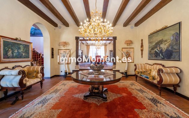 Bestaande woning - Vrijstaande villa - Marbella - La Mairena