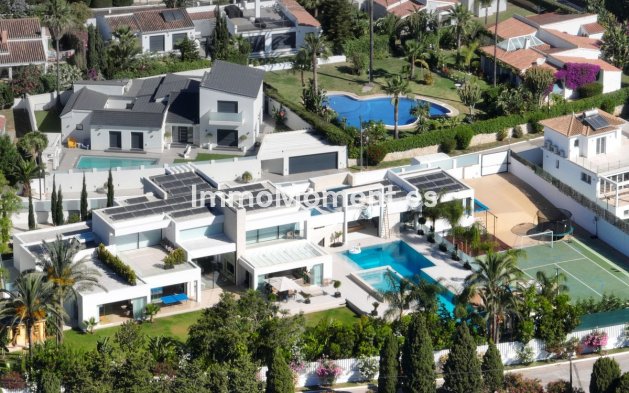 Reventa - Villa independiente - Estepona  - New Golden Mile