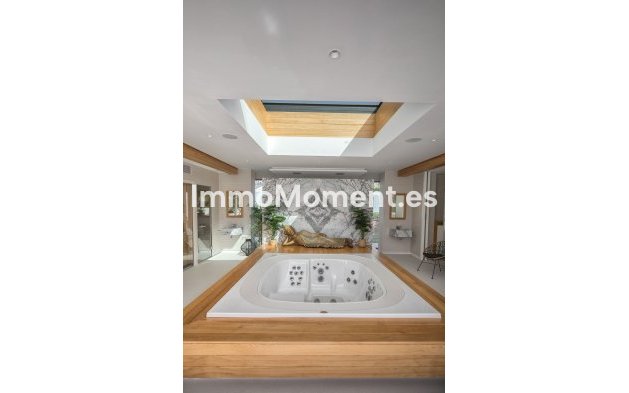 Reventa - Villa independiente - Estepona  - New Golden Mile