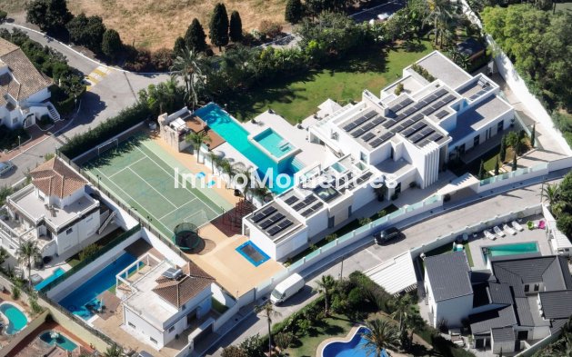 Reventa - Villa independiente - Estepona  - New Golden Mile