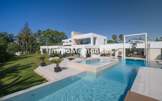 Reventa - Villa independiente - Estepona  - New Golden Mile