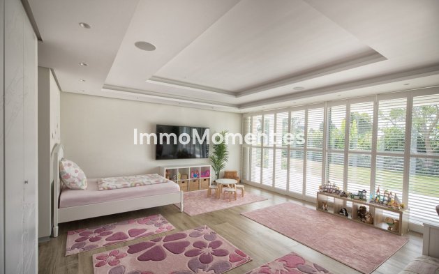 Reventa - Villa independiente - Estepona  - New Golden Mile