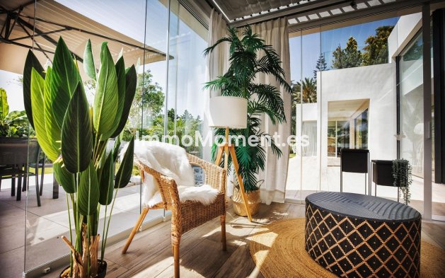 Reventa - Villa independiente - Estepona  - New Golden Mile