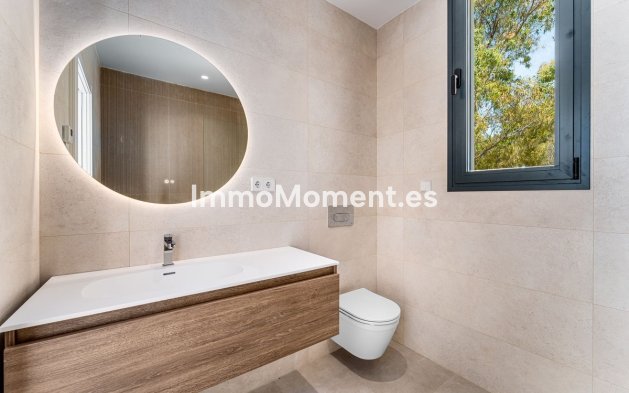 Resale - Detached villa - Estepona - Atalaya